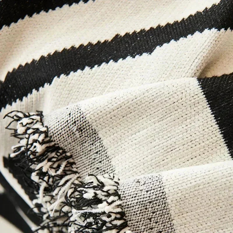⁠[COMPRE 1 LEVE 2] Capa de Sofá ComfyBoho (Sinta o Toque e Estilo Nômade Em Sua Sala!) + BRINDE: 2 Fronhas